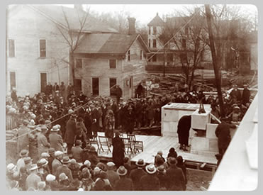The University Main Building