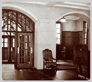 The University Main Building