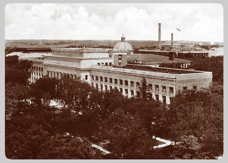 The University Main Building